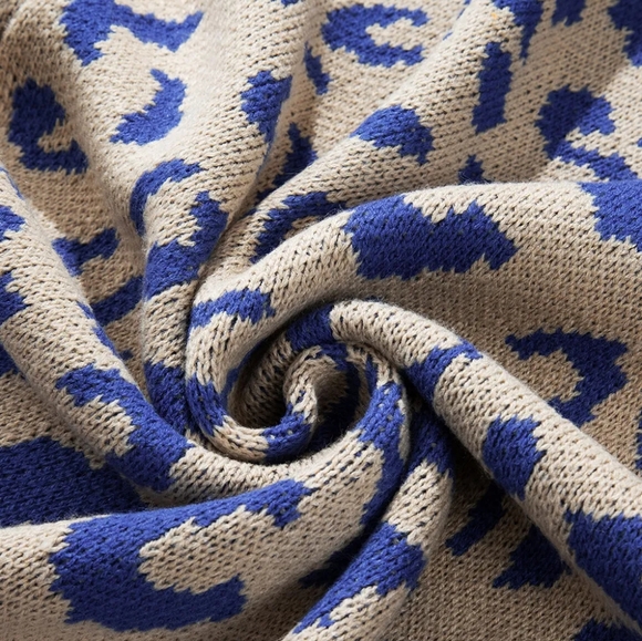 Prowl & Chill Leopard Cardigan - Royal - Picture 5 of 6